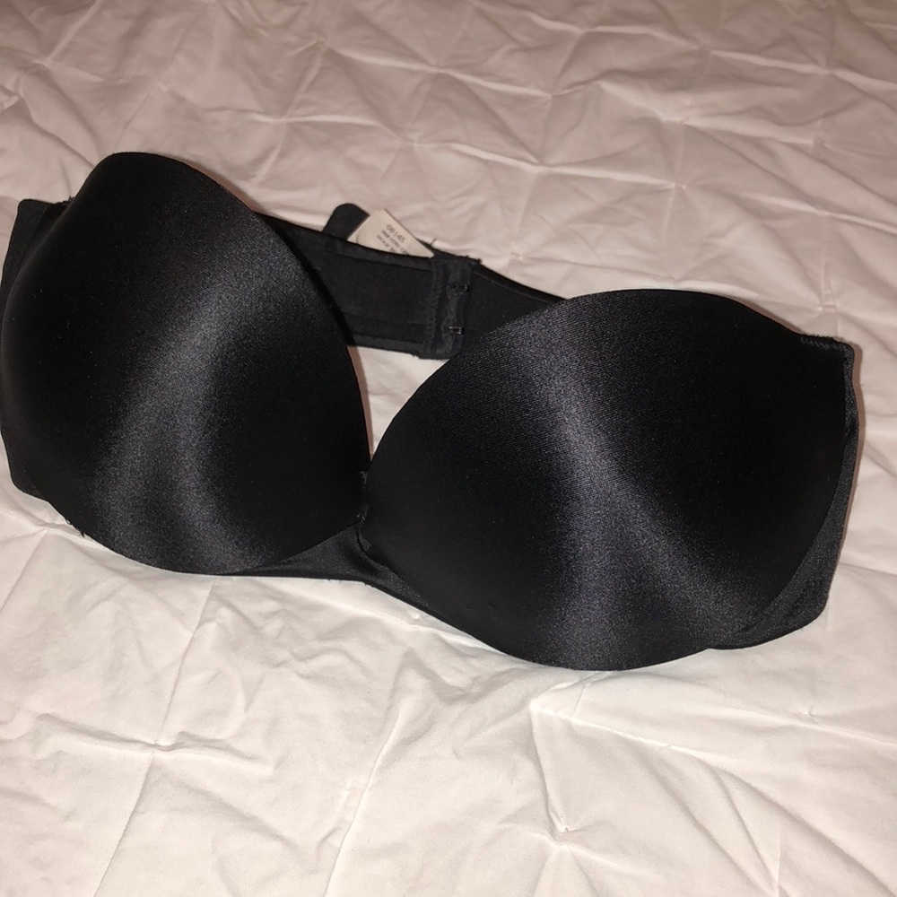 Black Strapless Bra